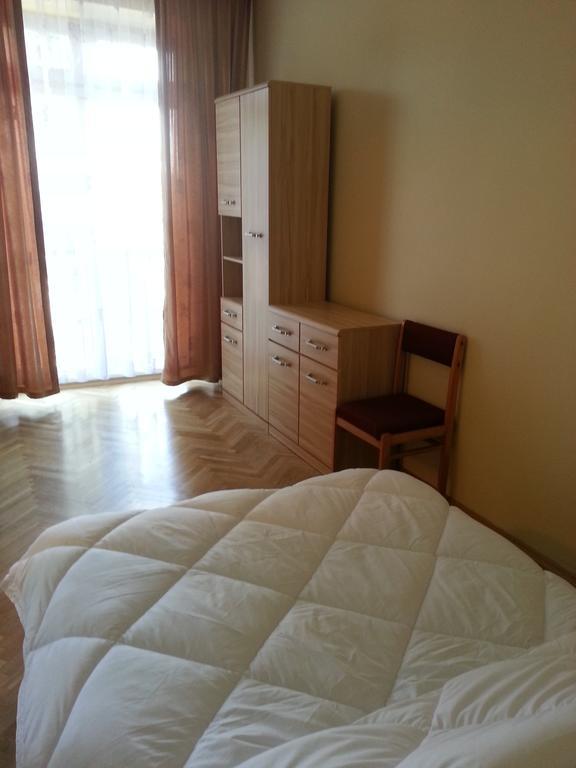 Apartament Familia Appartement Krakau Kamer foto