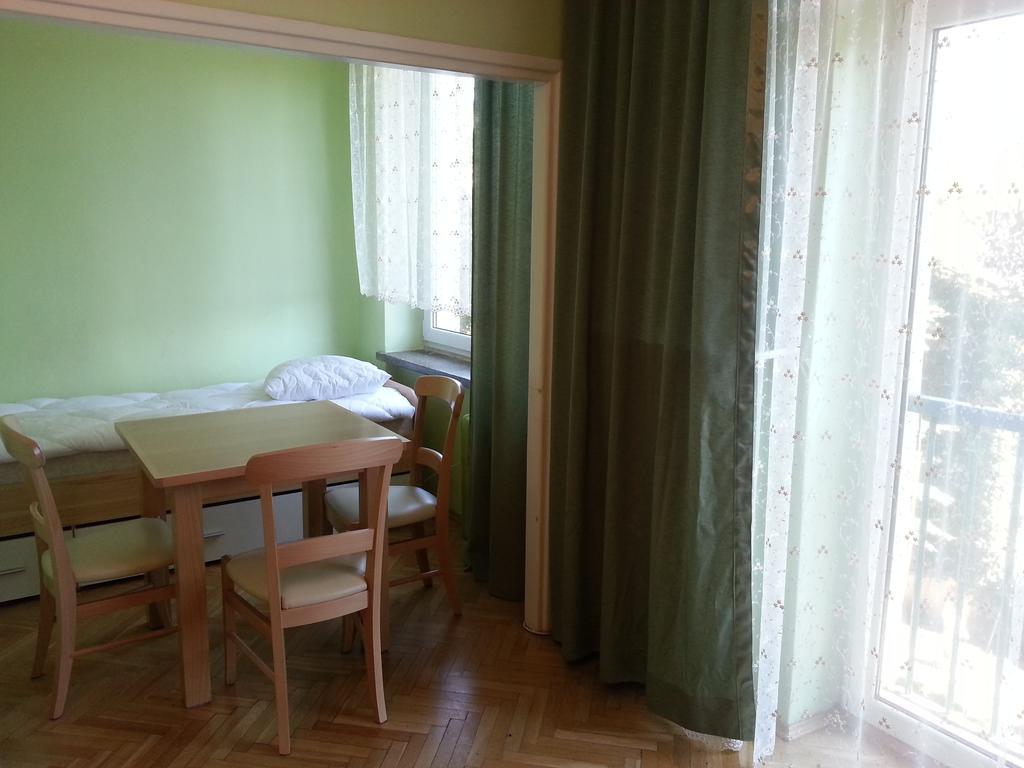 Apartament Familia Appartement Krakau Kamer foto